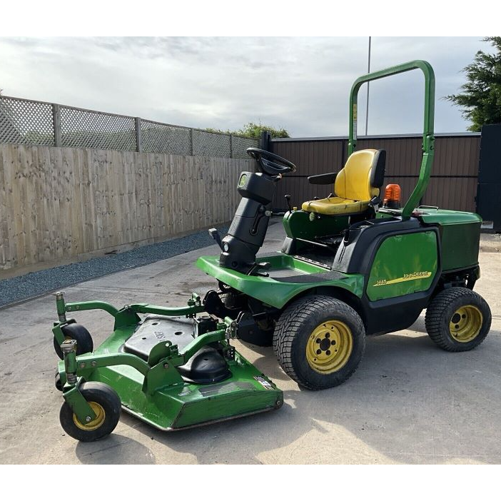 2006 JOHN DEERE 1445 OUTFRONT COMMERCIAL DIESEL RIDE ON LAWN MOWER
